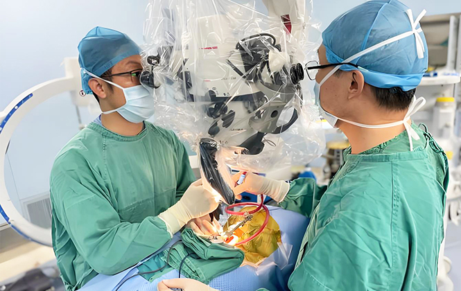 Specialized for surgical microscopes